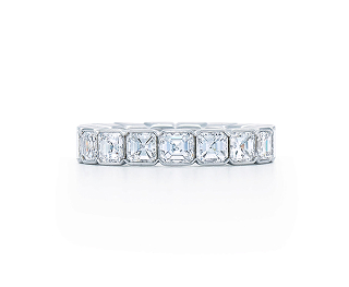 Harlow in Platinum